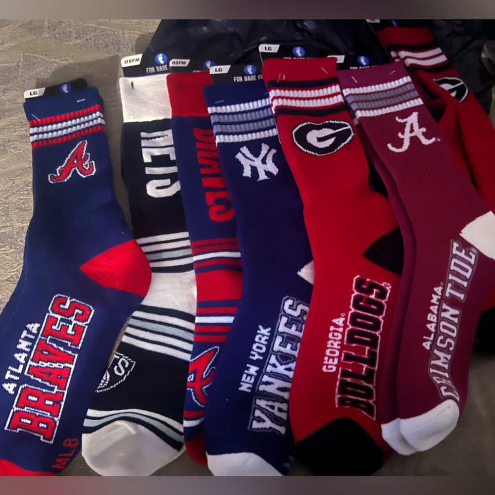 Brand new team bare feet socks 🧦